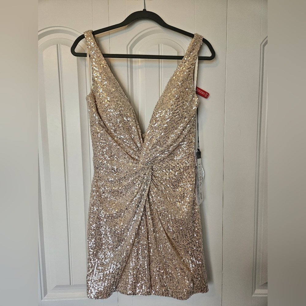 Mac Duggal Champagne Cocktail Dress size 8